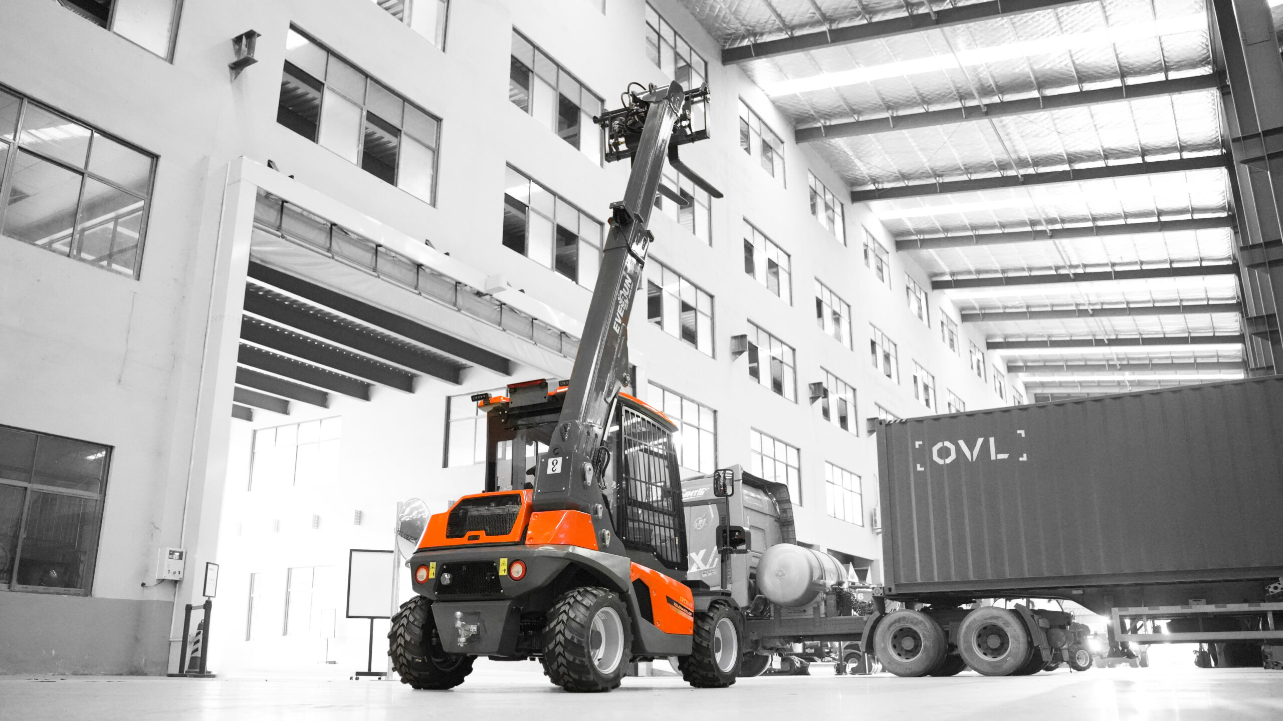 Everun ERT1845 Telehandler – 1.8 t Compact Telescopic Handler for Cyprus & Europe - Image 8