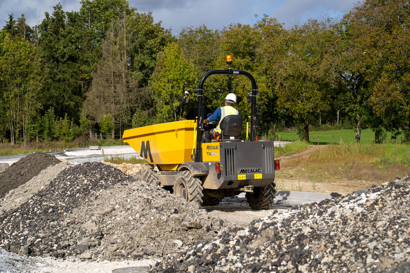 Terex TA3 / TA3S 3-Tonne Site Dumper – Compact & Robust Construction Dumper - Image 3